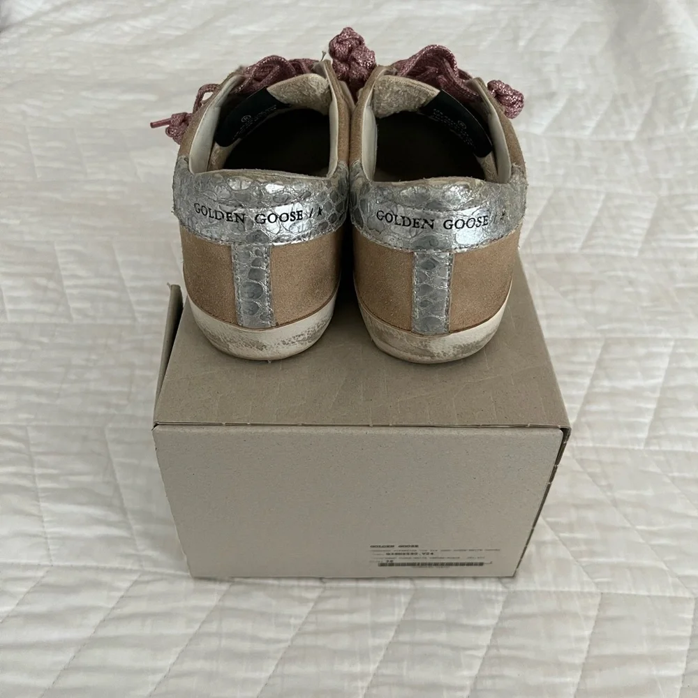 (SOLD) Golden Goose Sneakers - Picture 8 of 16